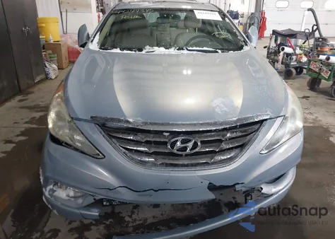 2011 Hyundai Sonata Limited z USA, uszkodzony, nr VIN 5NPEC4AC2BH137234